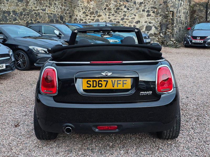 MINI Convertible 1.5 Cooper Convertible 2dr Petrol Manual Euro 6 (s/s) (136 ps) 2dr Manual 2025
