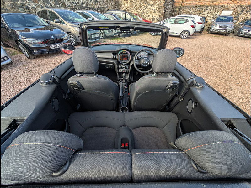 MINI Convertible 1.5L Cooper Convertible 2dr Petrol Manual Euro 6 (134 bhp) 2dr Manual 2025