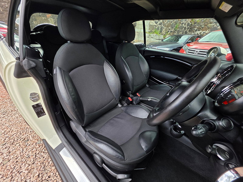 MINI Convertible 1.6 Cooper Convertible 2dr Petrol Manual Euro 6 (s/s) (122 ps) 2dr Manual 2026