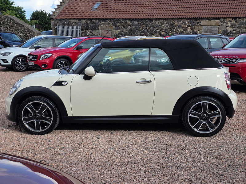 MINI Convertible 1.6 Cooper Convertible 2dr Petrol Manual Euro 6 (s/s) (122 ps) 2dr Manual 2026