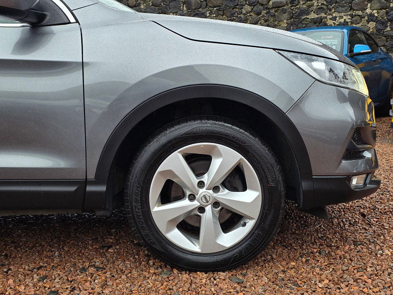 Nissan Qashqai 1.3 DIG-T Acenta Premium SUV 5dr Petrol Manual Euro 6 (s/s) (140 ps) 5dr Manual 2026
