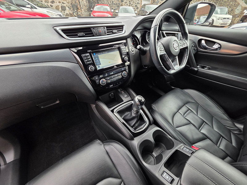 Nissan Qashqai 1.3L Tekna+ DiG-T SUV 5dr Petrol Manual Euro 6 (140 bhp) 5dr Manual 2025