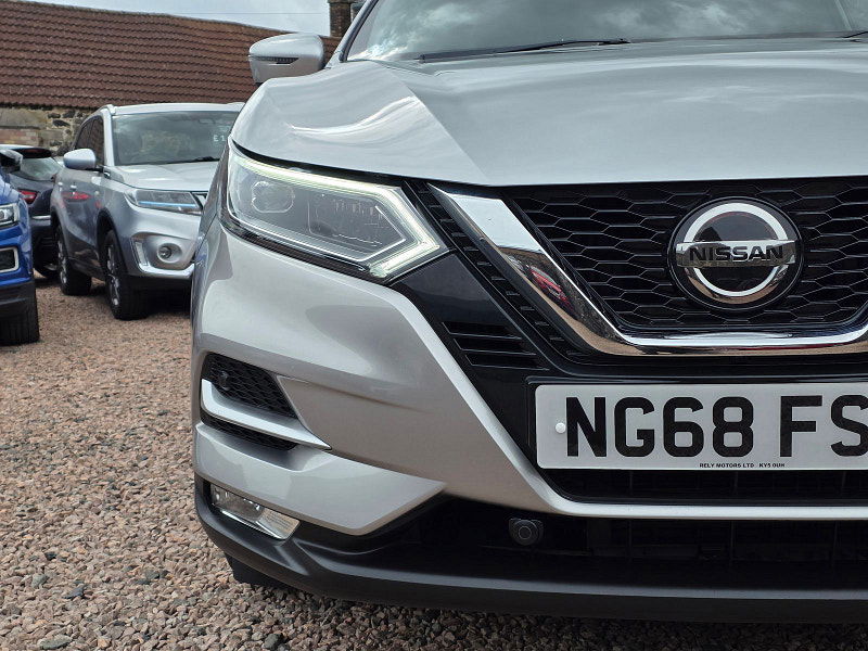 Nissan Qashqai 1.3L Tekna+ DiG-T SUV 5dr Petrol Manual Euro 6 (140 bhp) 5dr Manual 2025