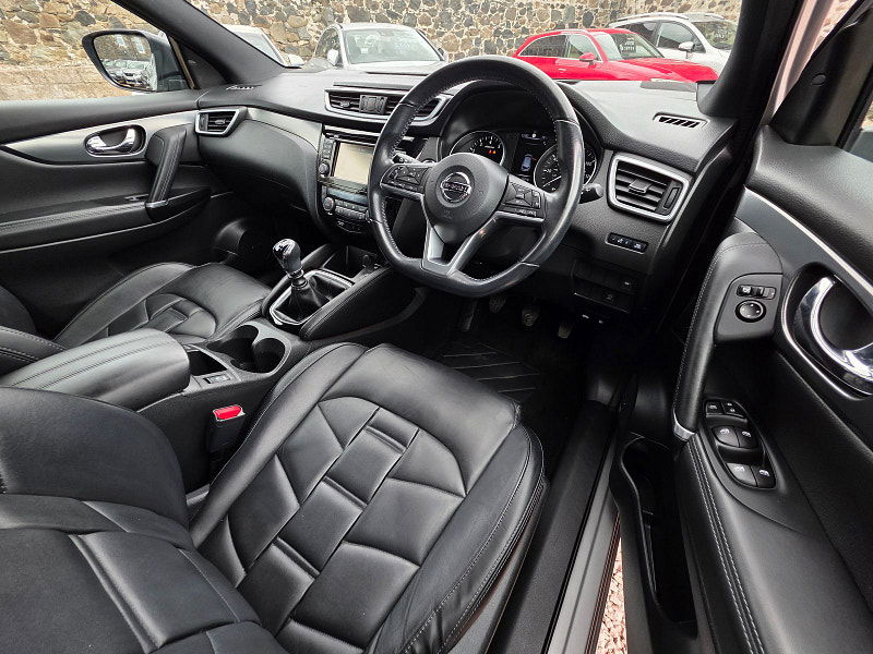 Nissan Qashqai 1.3L Tekna+ DiG-T SUV 5dr Petrol Manual Euro 6 (140 bhp) 5dr Manual 2025