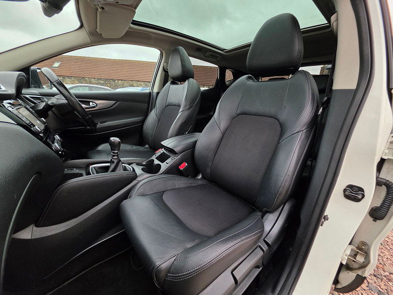 Nissan Qashqai 1.5L Tekna dCi SUV 5dr Diesel Manual Euro 6 (108 bhp) 5dr Manual 2025