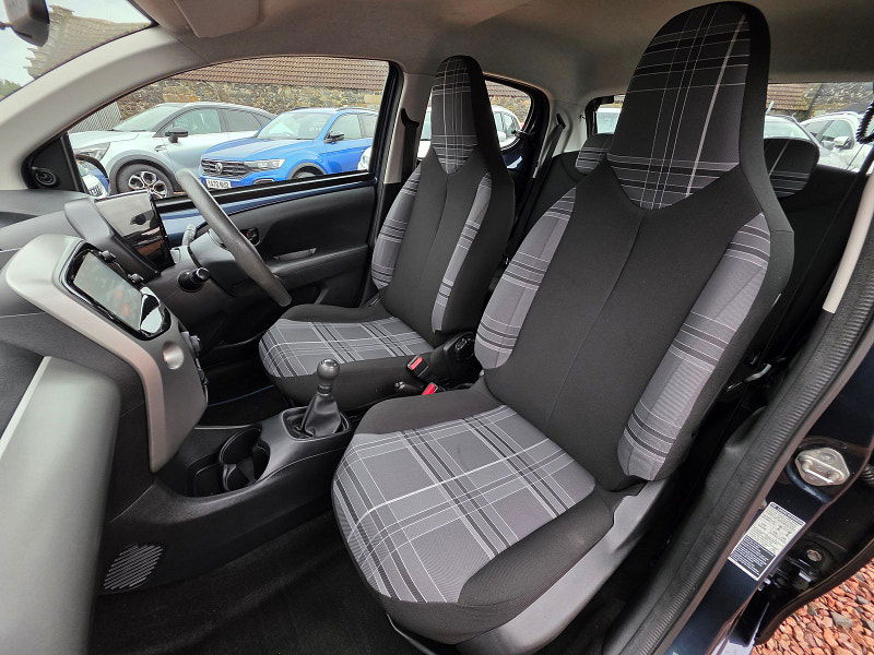 Peugeot 108 1.0L Active Hatchback 5dr Petrol Manual Euro 6 (68 bhp) 5dr Manual 2025