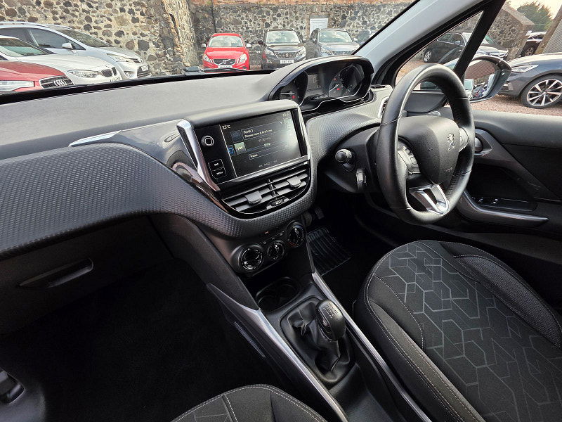 Peugeot 2008 1.6L Active Blue HDi  SUV 5dr Diesel Manual Euro 6 (100 bhp) 5dr Manual 2025