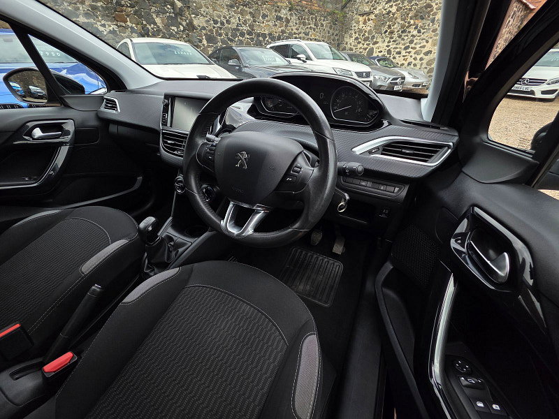 Peugeot 208 1.0 PureTech Active Hatchback 5dr Petrol Manual Euro 6 (68 ps) 5dr Manual 2026