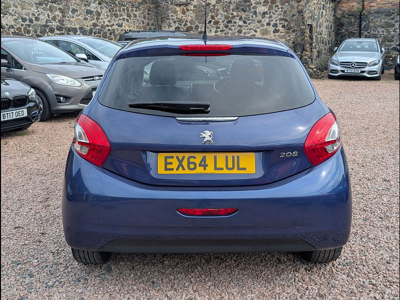 Peugeot 208 1.2L Allure Hatchback 5dr Petrol Manual Euro 5 (82 bhp) 5dr Manual 2025