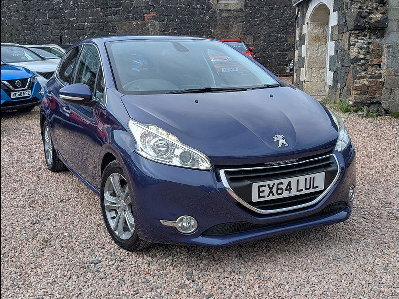 Peugeot 208 1.2L Allure Hatchback 5dr Petrol Manual Euro 5 (82 bhp) 5dr Manual 2025
