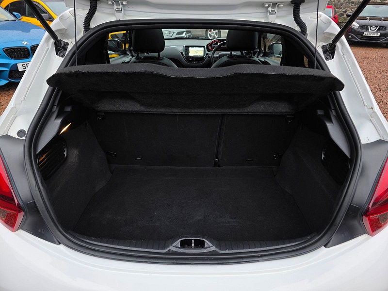 Peugeot 208 1.6 THP GTi Prestige Hatchback 3dr Petrol Manual Euro 6 (s/s) (208 ps) 3dr Manual 2026