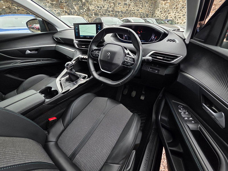 Peugeot 3008 1.2 PureTech Allure SUV 5dr Petrol Manual Euro 6 (s/s) (130 ps) 5dr Manual 2026