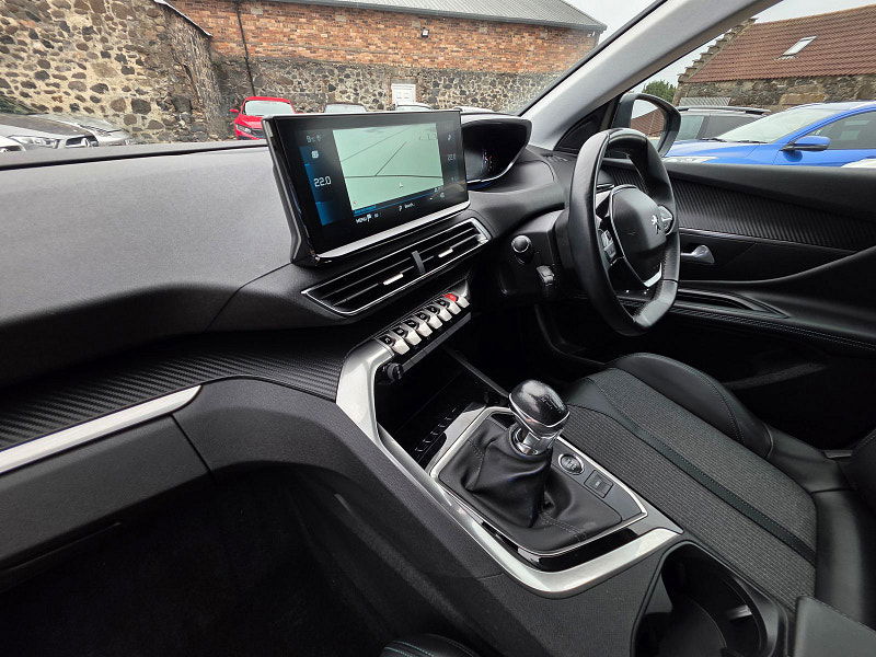 Peugeot 3008 1.2 PureTech Allure SUV 5dr Petrol Manual Euro 6 (s/s) (130 ps) 5dr Manual 2026