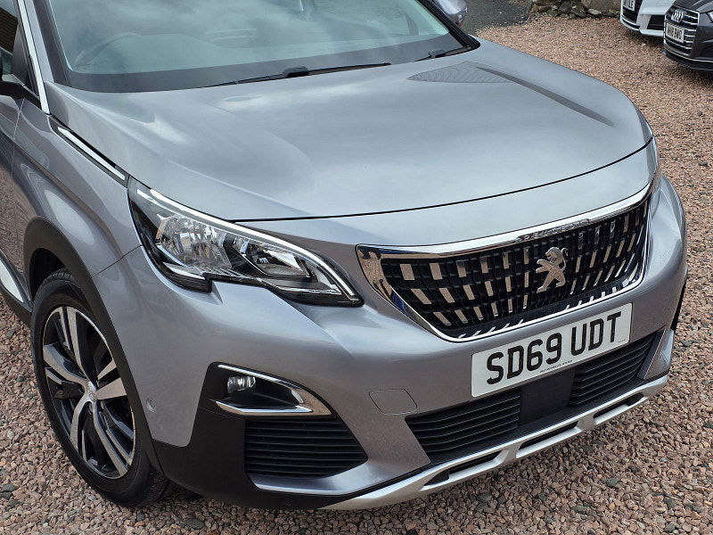 Peugeot 3008 1.2L Allure PureTech S/S SUV 5dr Petrol Manual Euro 6 (129 bhp) 5dr Manual 2025