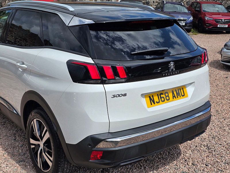 Peugeot 3008 1.2L Allure S/S SUV 5dr Petrol Manual Euro 6 (129 bhp) 5dr Manual 2025