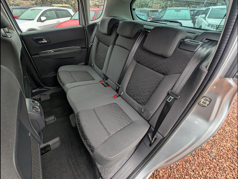 Peugeot 3008 1.6L Active HDi SUV 5dr Diesel Manual Euro 5 (115 bhp) 5dr Manual 2025