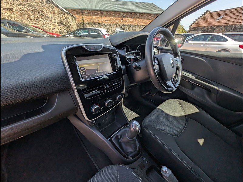 Renault Clio 1.1L Clio Dynamique MediaNav Hatchback 5dr Petrol Manual Euro 6 (75 bhp) 5dr Manual 2025
