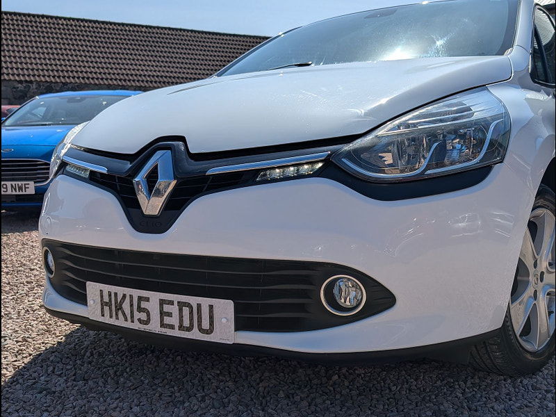 Renault Clio 1.1L Clio Dynamique MediaNav Hatchback 5dr Petrol Manual Euro 6 (75 bhp) 5dr Manual 2025