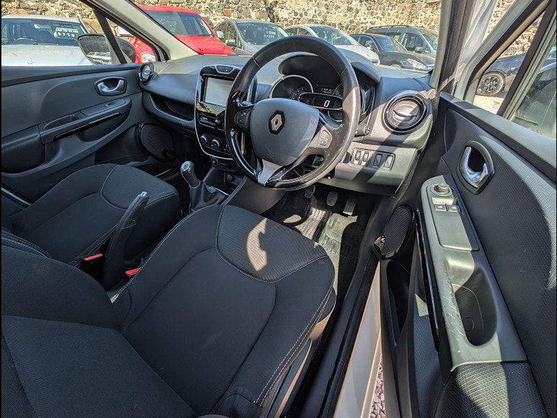 Renault Clio 1.1L Clio Dynamique MediaNav Hatchback 5dr Petrol Manual Euro 6 (75 bhp) 5dr Manual 2025