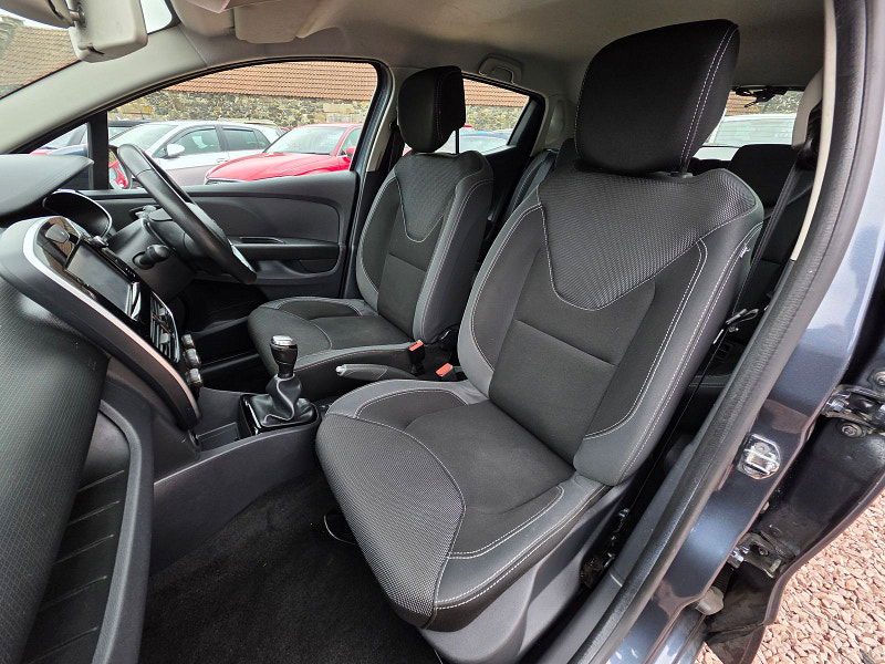 Renault Clio 1.1L Clio Dynamique Nav Hatchback 5dr Petrol Manual Euro 6 (72 bhp) 5dr Manual 2025