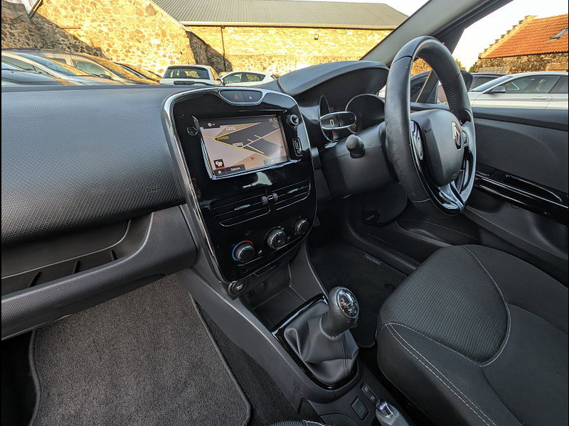 Renault Clio 1.5L DYNAMIQUE MEDIANAV ENERGY DCI S/S Hatchback 5dr Diesel Manual Euro 5 (90 bhp) 5dr Manual 2026