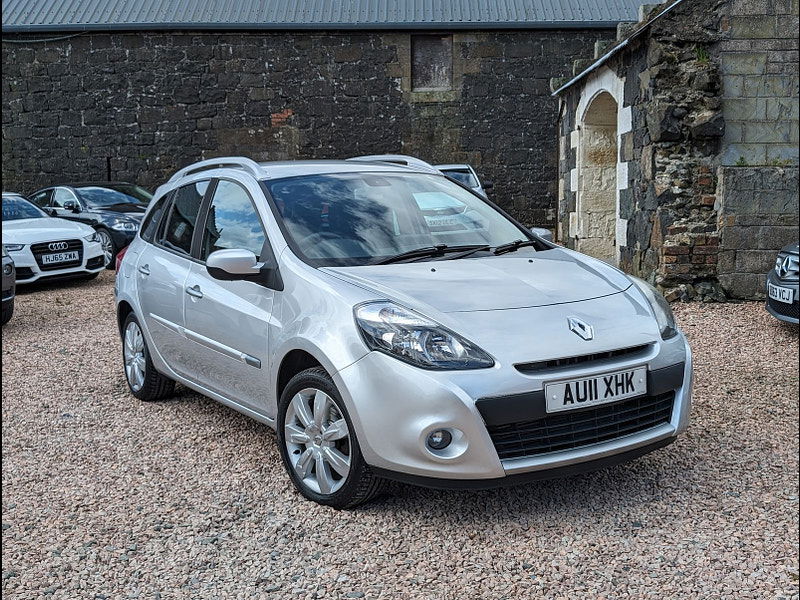 Renault Clio 1.5L GT LINE TOMTOM DCI FAP Estate 5dr Diesel Manual Euro 5 (88 bhp) 5dr Manual 2024