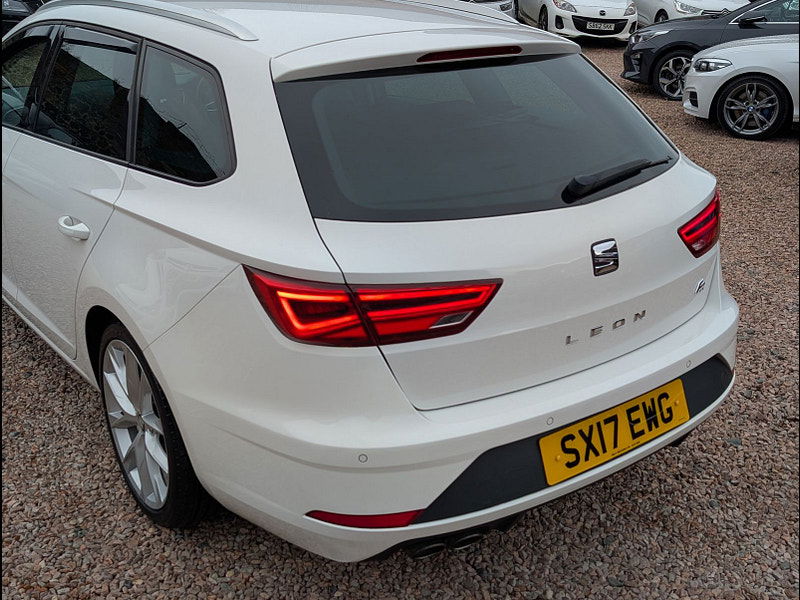 Seat Leon 1.4L ECOTSI FR TECHNOLOGY Estate 5dr Petrol Manual Euro 6 (148 bhp) 5dr Manual 2025