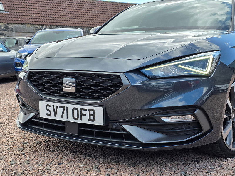 Seat Leon 1.5L FR Sport TSI Evo Hatchback 5dr Petrol Manual Euro 6 (129 bhp) 5dr Manual 2025