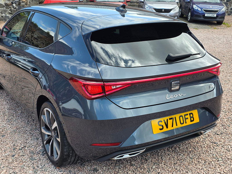 Seat Leon 1.5L FR Sport TSI Evo Hatchback 5dr Petrol Manual Euro 6 (129 bhp) 5dr Manual 2025