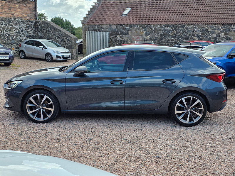Seat Leon 1.5L FR Sport TSI Evo Hatchback 5dr Petrol Manual Euro 6 (129 bhp) 5dr Manual 2025
