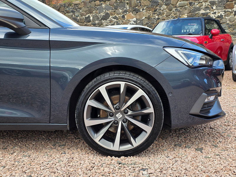 Seat Leon 1.5L FR Sport TSI Evo Hatchback 5dr Petrol Manual Euro 6 (129 bhp) 5dr Manual 2025