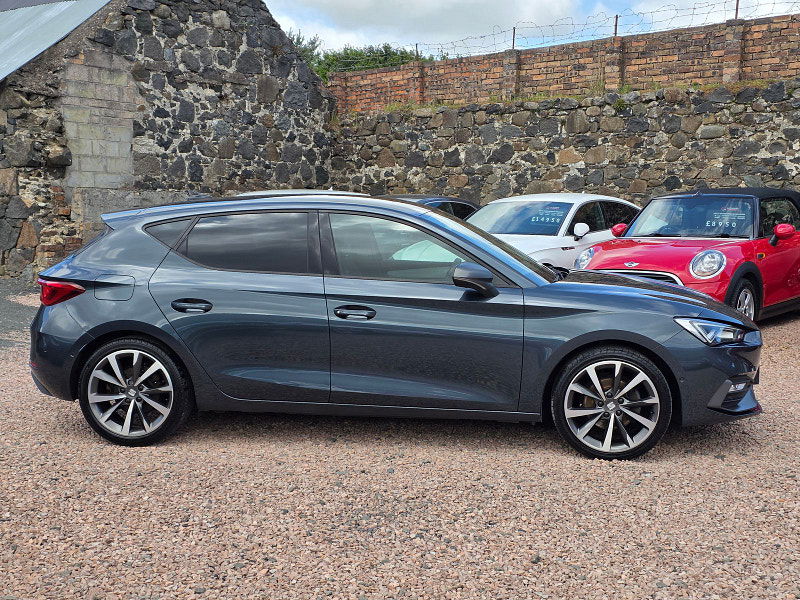 Seat Leon 1.5L FR Sport TSI Evo Hatchback 5dr Petrol Manual Euro 6 (129 bhp) 5dr Manual 2025
