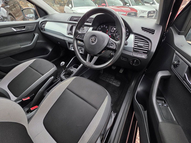 Skoda Fabia 1.2L SE TSI Hatchback 5dr Petrol Manual Euro 6 (89 bhp) 5dr Manual 2025