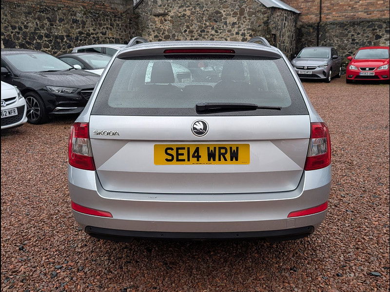 Skoda Octavia 1.6L SE TDI CR Estate 5dr Diesel Manual Euro 5 (103 bhp) 5dr Manual 2025