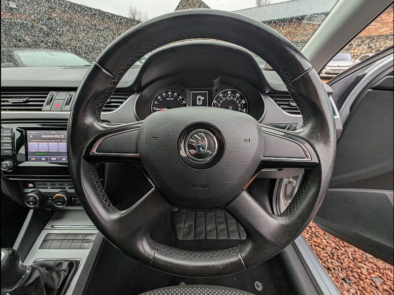 Skoda Octavia 1.6L SE TDI CR Estate 5dr Diesel Manual Euro 5 (103 bhp) 5dr Manual 2025
