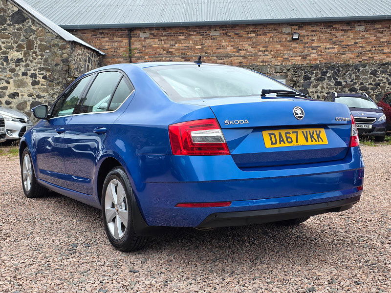 Skoda Octavia 1.6L SE Technology TDI Hatchback 5dr Diesel Manual Euro 6 (114 bhp) 5dr Manual 2025