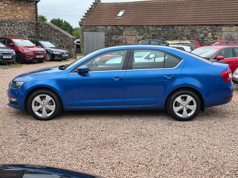 Skoda Octavia 1.6L SE Technology TDI Hatchback 5dr Diesel Manual Euro 6 (114 bhp) 5dr Manual 2025