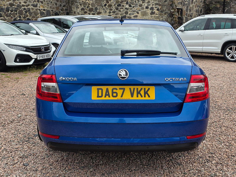 Skoda Octavia 1.6L SE Technology TDI Hatchback 5dr Diesel Manual Euro 6 (114 bhp) 5dr Manual 2025