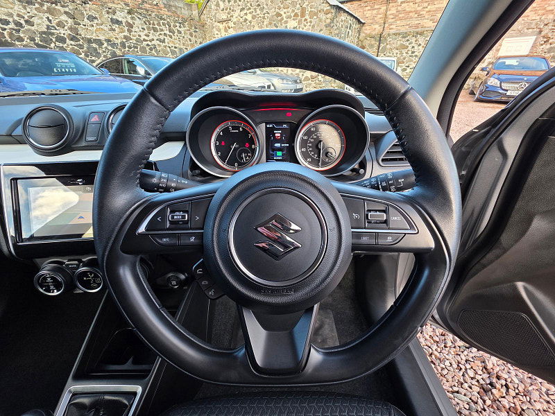 Suzuki Swift 1.0L SZ5 Boosterjet SHVS Hatchback 5dr Hybrid Manual Euro 6 (110 bhp) 5dr Manual 2025