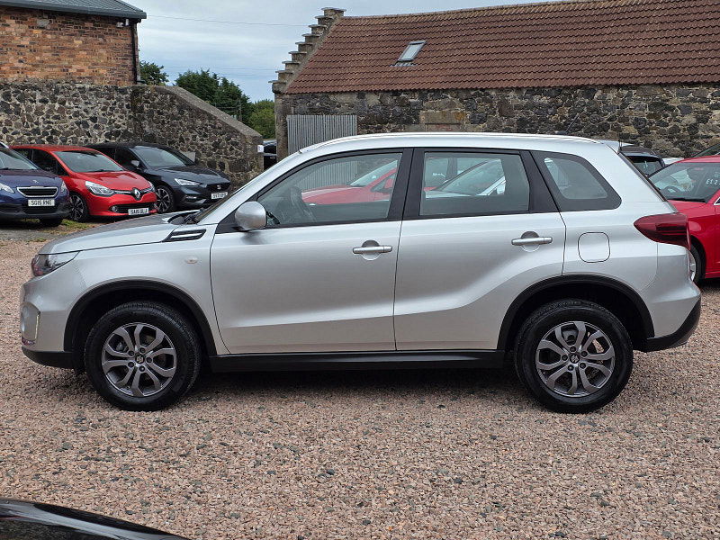 Suzuki Vitara 1.4L SZ4 Boosterjet MHEV SUV 5dr Hybrid Manual Euro 6 (127 bhp) 5dr Manual 2025