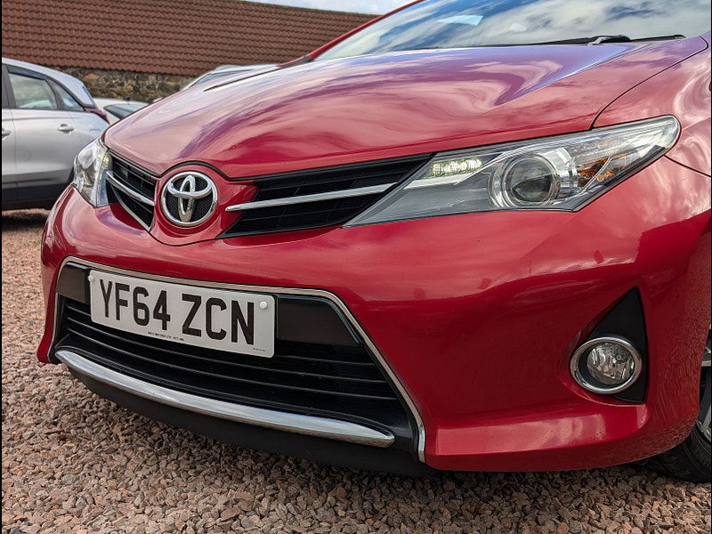 Toyota Auris 1.4L D-4D ICON PLUS Hatchback 5dr Diesel Manual Euro 5 (89 bhp) 5dr Manual 2024