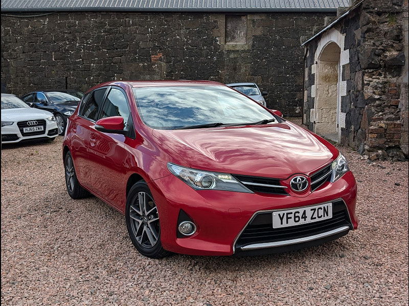 Toyota Auris 1.4L D-4D ICON PLUS Hatchback 5dr Diesel Manual Euro 5 (89 bhp) 5dr Manual 2024