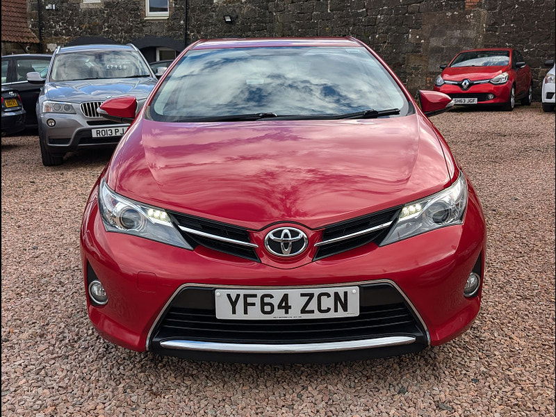 Toyota Auris 1.4L D-4D ICON PLUS Hatchback 5dr Diesel Manual Euro 5 (89 bhp) 5dr Manual 2024