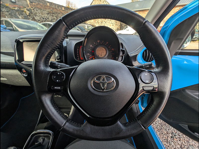 Toyota Aygo 1.0L X-Cite 2 VVT-i Hatchback 5dr Petrol Manual Euro 6 (69 bhp) 5dr Manual 2025