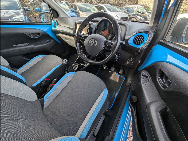 Toyota Aygo 1.0L X-Cite 2 VVT-i Hatchback 5dr Petrol Manual Euro 6 (69 bhp) 5dr Manual 2025