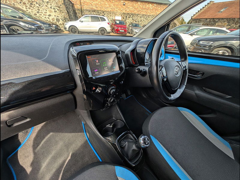 Toyota Aygo 1.0L X-Cite 2 VVT-i Hatchback 5dr Petrol Manual Euro 6 (69 bhp) 5dr Manual 2025