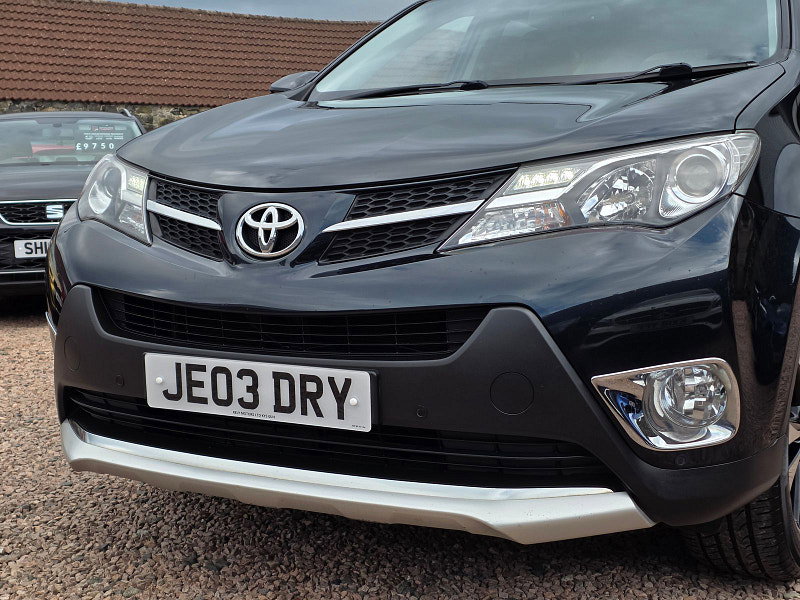 Toyota RAV4 2.0 D-4D Invincible SUV 5dr Diesel Manual 4WD Euro 5 (s/s) (124 ps) 5dr Manual 2026