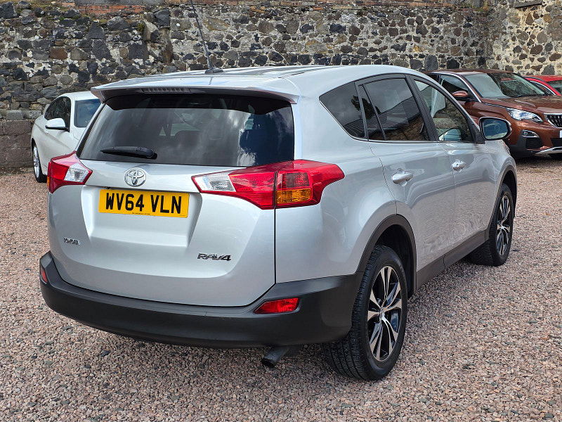 Toyota RAV4 2.0L Icon D-4D 4x2 SUV 5dr Diesel Manual Euro 5 (124 bhp) 5dr Manual 2025