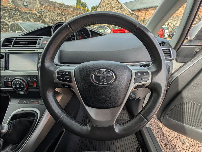 Toyota Verso 1.6L Excel D-4D MPV 5dr Diesel Manual Euro 5 (110 bhp) 5dr Manual 2025