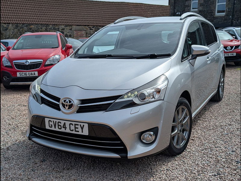 Toyota Verso 1.6L Excel D-4D MPV 5dr Diesel Manual Euro 5 (110 bhp) 5dr Manual 2025